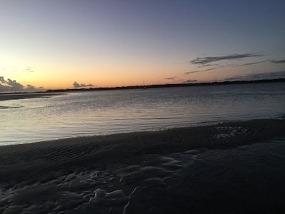 Burrum Heads Bed & Beach