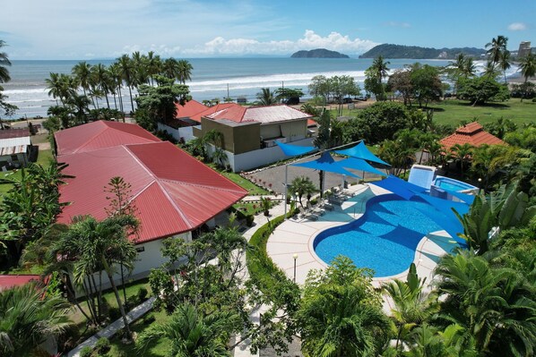 Blue Macaw 13 Bedroom Jaco Beachfront Vacation Rental Estate