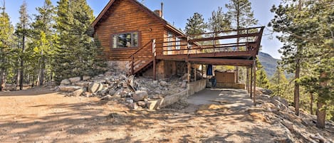 Embrace mountain living at this 2-bedroom, 1.5-bathroom vacation rental home!