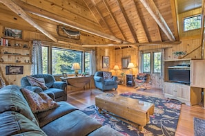 The vaulted ceilings add to the home’s spaciousness.
