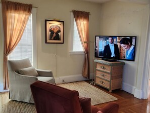 High-speed Wi-Fi, 45-inch Sony HDTV, Satellite Direct TV, and Netflix.