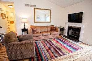 Living Room, Upper Level Peterson Creek Retreat