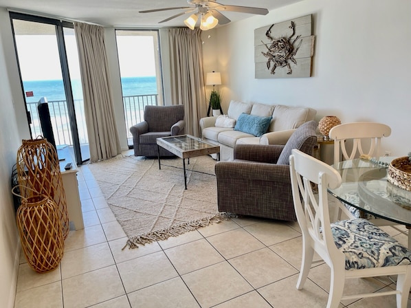 Phoenix V 809, 2 Bedroom/2 Bathroom. Sleeps 8. Managed by Island Rentals