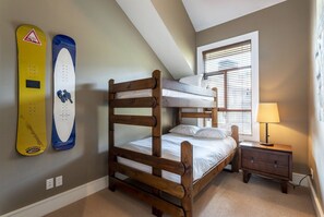 Second bedroom: Twin over Queen bunk bed