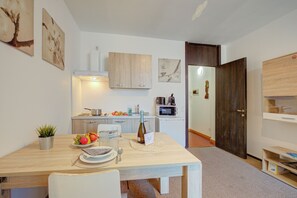Kitchen and dining area