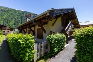 Gebäude