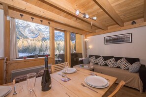 Living room with a lovely mountain view
