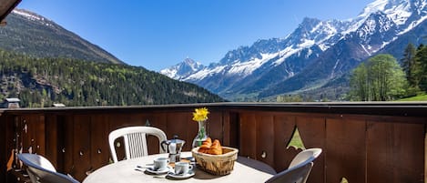 Private balcony with a mountain view