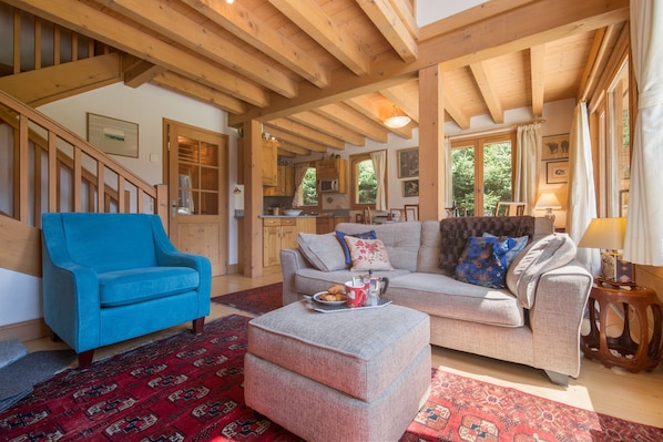 Open plan -  living room next to kitchen