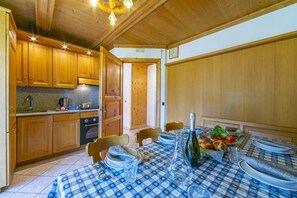 Kitchen and dining area