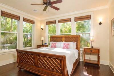 Villas at Poipu Kai 3 bed/3 bath luxury villa with central air conditioning!