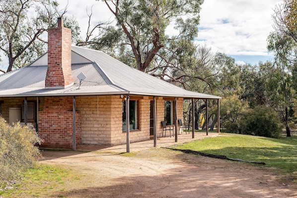 Mudbrick Cottage