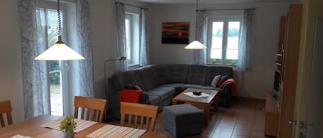 Résidence Schlossblick mit zwei seperaten Schlafzimmern-Gemütliche Couch