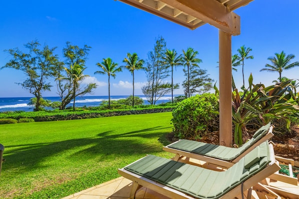 Relax on the lanai and enjoy the ocean view