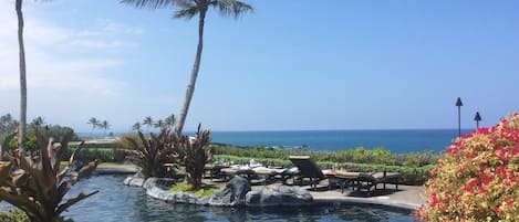 Swimming pool facing the ocean