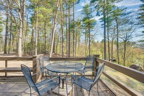 Deck | Gas Grill | Mountain Views