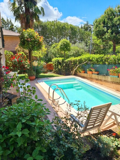 House / Villa - Castelfidardo House with garden and small pool