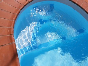 Your sunken pool steps