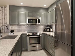 Fully equipped kitchen