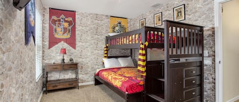 Harry Potter room with twin over full bunkbed