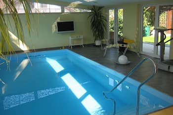 Dream family holidays with pool, sustainable and often cheaper than a hotel