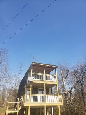 new covered porch!