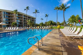 OCEANFRONT CONDO MAUI SUNSET#215-A, SLEEPS 4