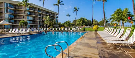 Community pool ,view from your condo ,tennis,ocean views