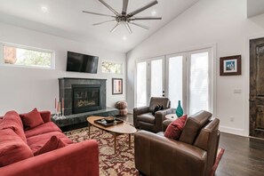 Unwind by the fire, watch the Longhorns game, or do both!