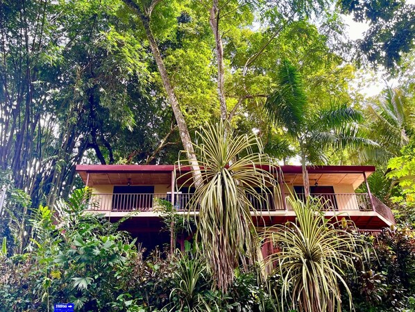 Bali inspired Casa Cascada w/ Jungle views & pool (1757)