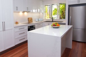Modern Kitchen. Miele appliances, oven & induction cook. 