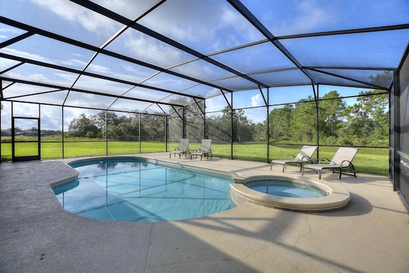 Large Pool  & Spa Deck