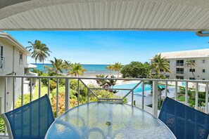 Sunset Cove #305