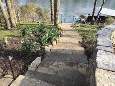 Lakefront Home on Lake Taneycomo 