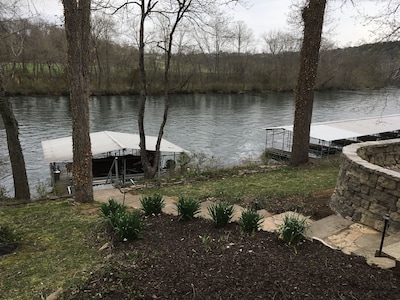 Lakefront Home on Lake Taneycomo 