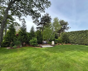 Beautiful garden with relaxing fountain. Sit and have coffee or read a book.