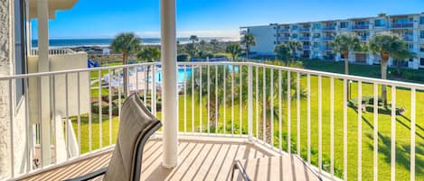 Patio - Ocean view patio features a table with seating for six and an electric grill for outdoor barbequing. Perfect spot to relax and unwind!