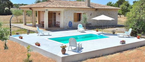 From 100 € per day you can rent your villa in Mallorca