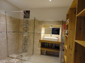 salle d'eau chambre1