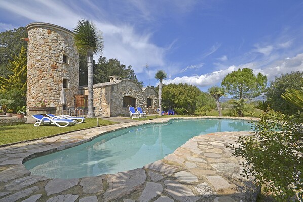 Moli - Rural house with pool in Búger