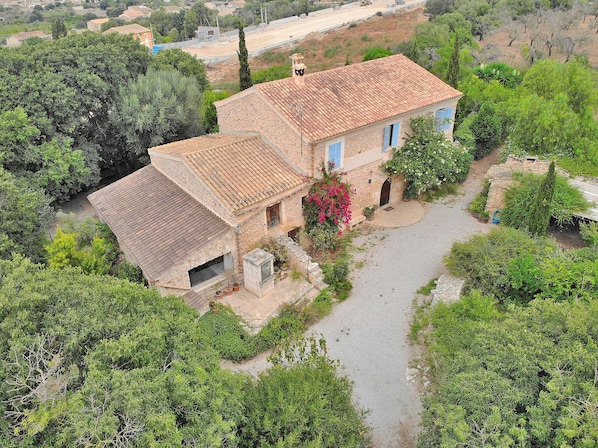 Beautiful country house in Majorca, for rent