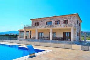 From 100 € per day you can rent your villa in Mallorca