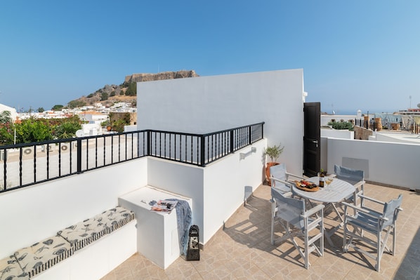 Lindos Olive Suites  2 Bedroom Aartment Private Roof Terrace and Acropolis View