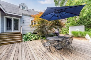 Outdoor Seating