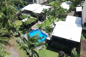 4 villas and large beachfront swimming pool