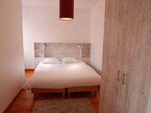 chambre / bedroom