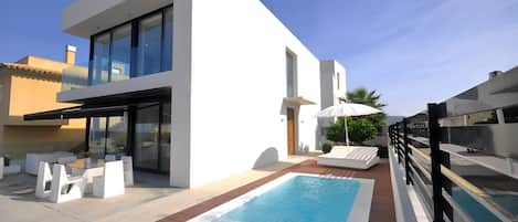 Luxury house with swimming pool for rent in Mallorca