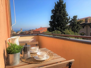 Wohnung mit Balkon mit Seeblick