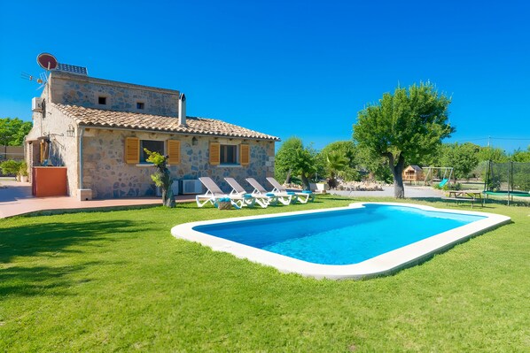 Beautiful finca with pool in Majorca