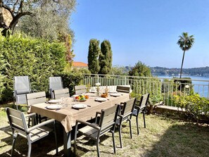Outdoor dining area